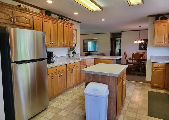 Pondview Escape A 75-acre Retreat Marion